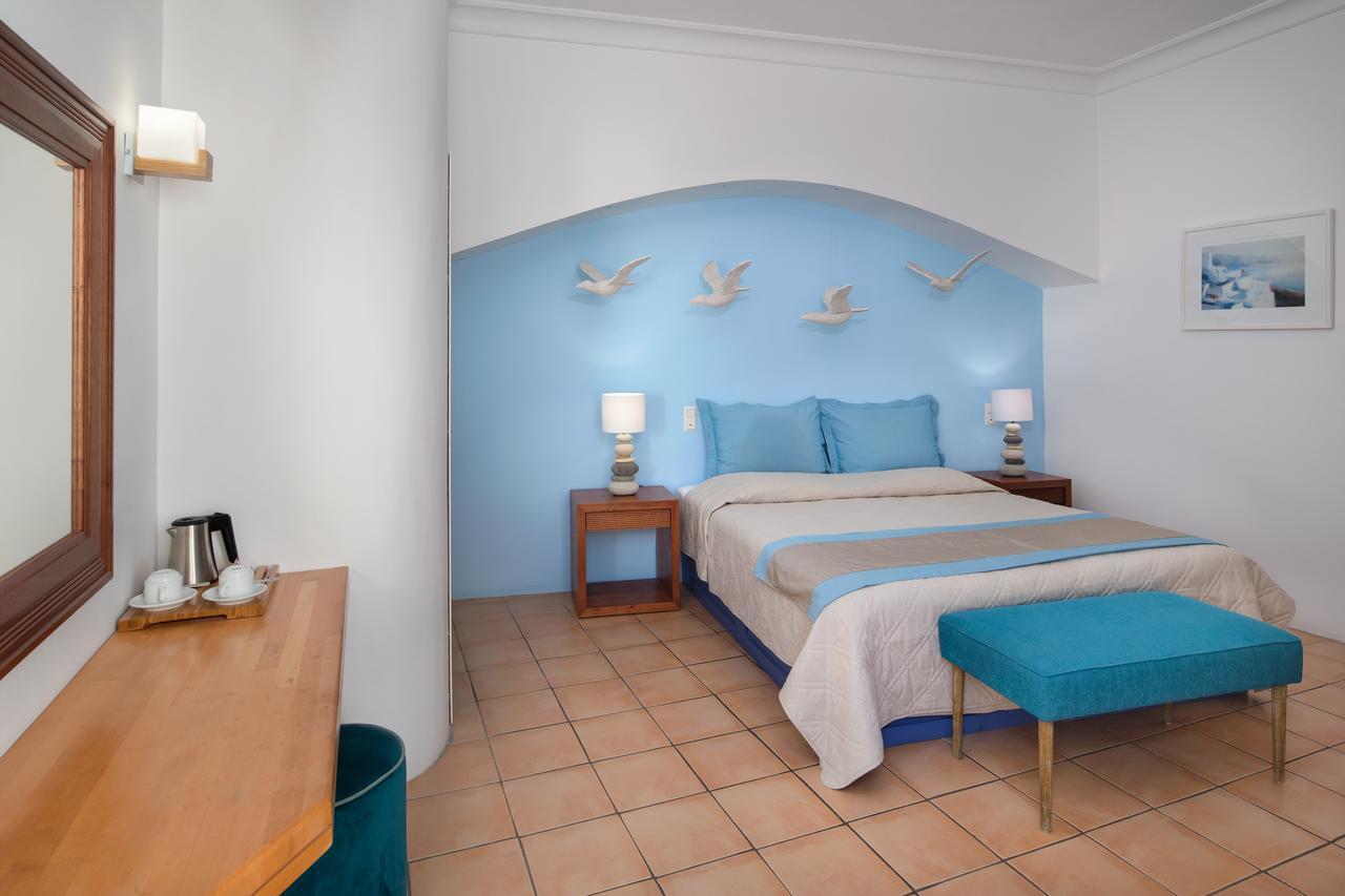 Meltemi Suites Perissa  Exterior foto