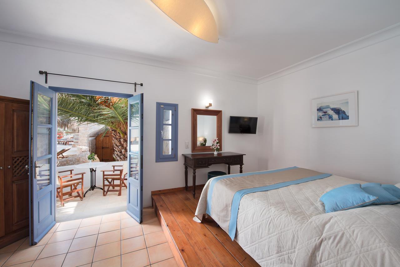 Meltemi Suites Perissa  Exterior foto