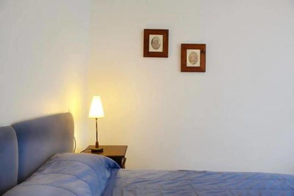Meltemi Suites Perissa  Exterior foto