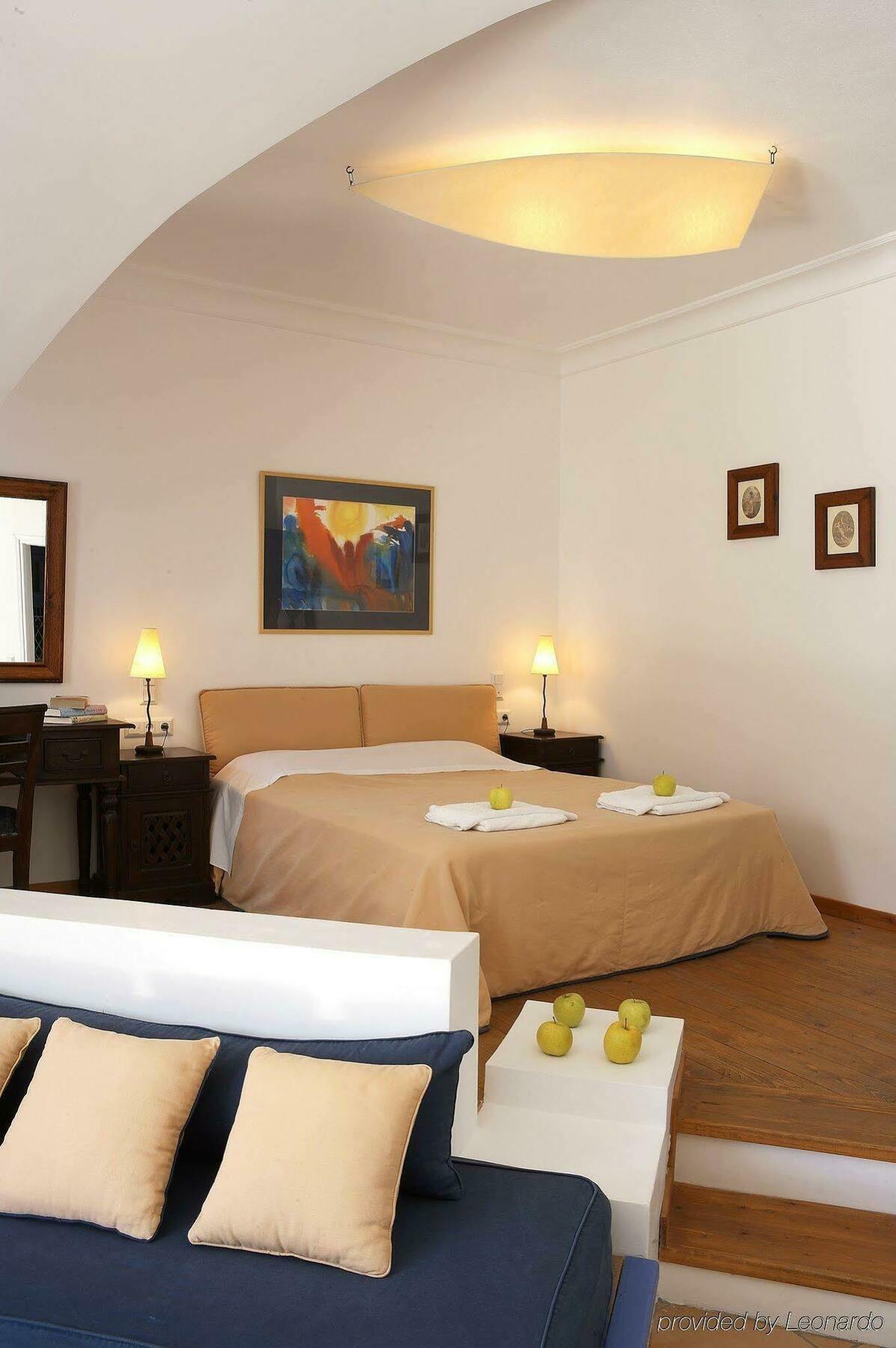 Meltemi Suites Perissa  Cameră foto